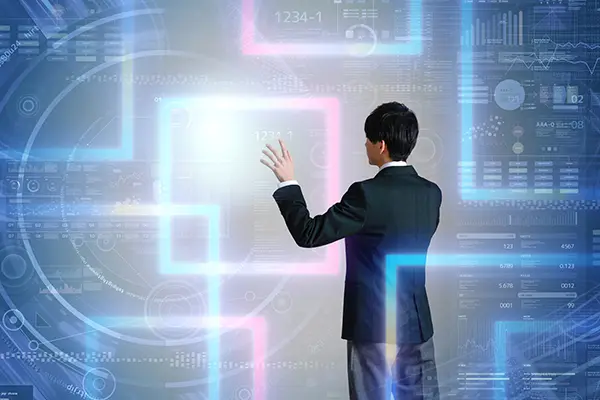DX推進のデメリットが気になる!?メリットを知って効果的に取り組もう
